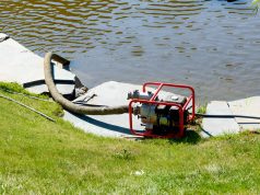pond hoover