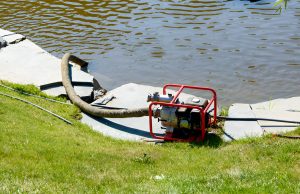 pond hoover